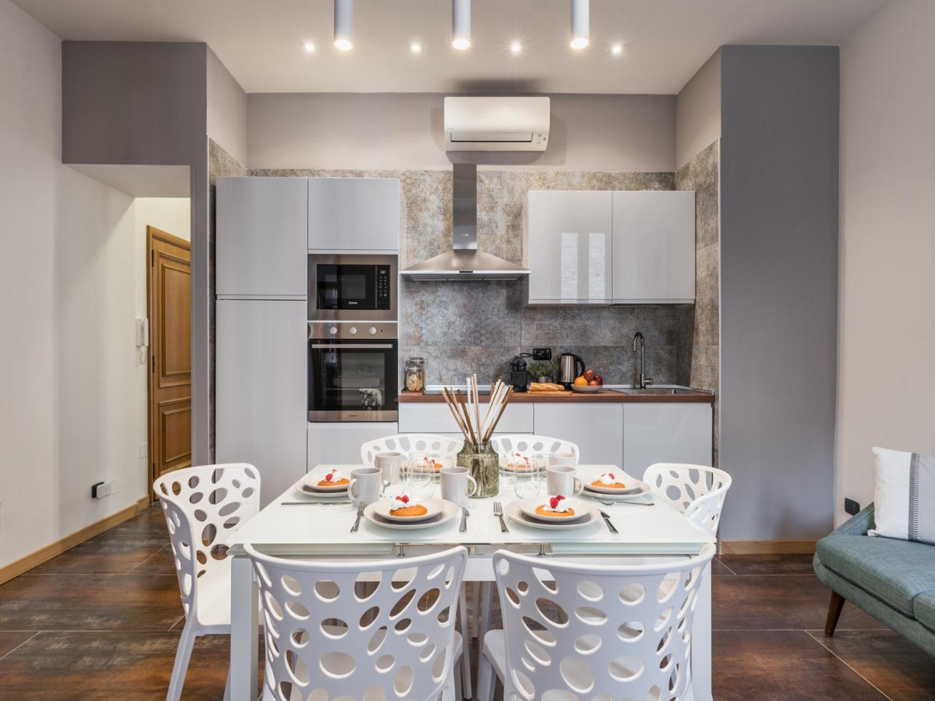 The Best Rent - Four-Room Apartment A Few Steps From The Trevi Fountain Ngoại thất bức ảnh